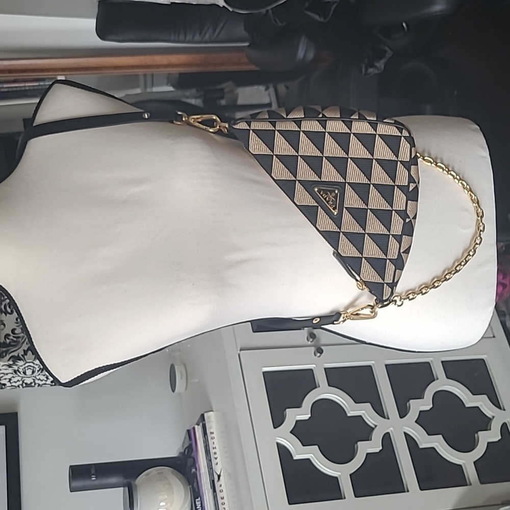 PRADA Embroidered Jacquard Bag - Picture 16 of 17